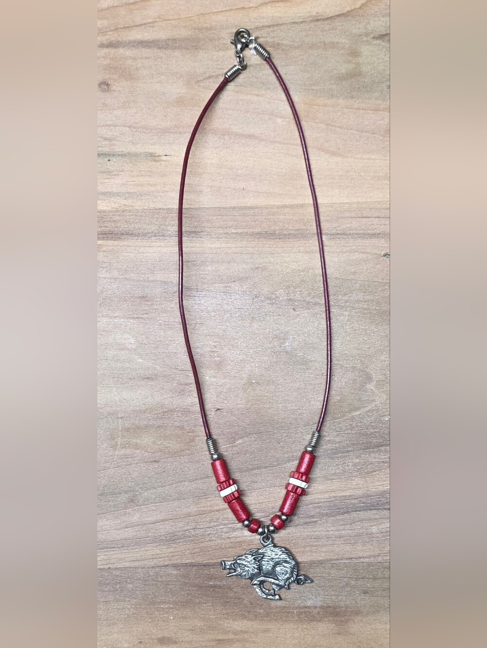 Arkansas Hogs Razorback Necklace w Red Beads - Picture 7 of 7